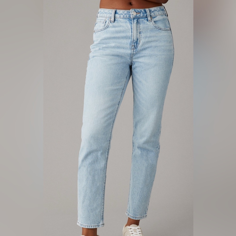 American Eagle Mom Jean